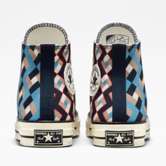 Classic Converse High Tops Unisex - Picture 5 of 7